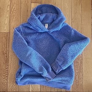 Athleta Girl extra cozy fleece hoodie